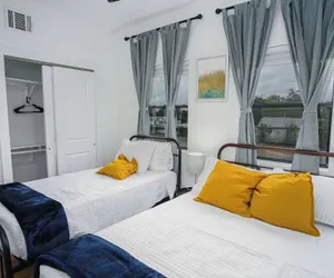 Photo 5 - Amazing 3BR 2BA Only 5 Mins From Downtown