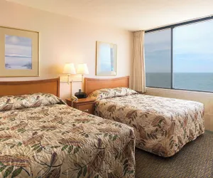 Photo 4 - Four Sails Resort