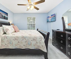 Photo 4 - Lillian House