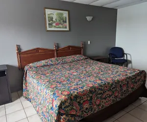 Photo 5 - Austin Motor Inn