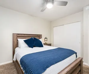 Photo 4 - Azure Suite Walkable Old Town Condo w/ Park View