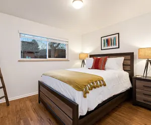Photo 4 - Stylish Getaway W/ Designer Touches - Free Bikes