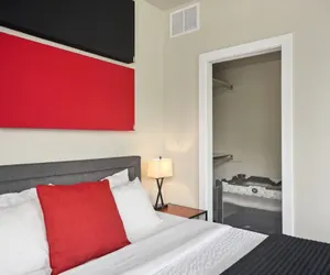 Photo 4 - Swanky Townhome Near Old Town, Breweries and River