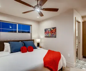 Photo 4 - Elegant Townhome Near Old Town, Breweries and River!