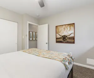 Photo 3 - Butterscotch Suite Old Town Stay with Sunny Style