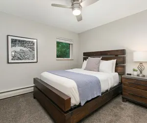 Photo 4 - Lavender Suite Relaxed, Walkable Old Town Stay