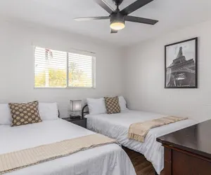 Photo 4 - NEW 7bdrm-4ba Million+ Estate W/amazing Amenities