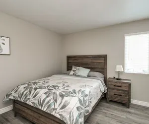 Photo 4 - Stylish Updated 2 Bdrm Near Old Town Scottsdale!