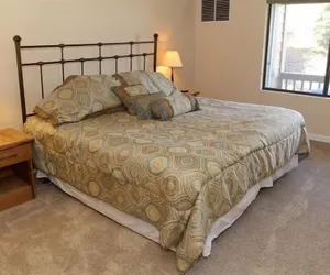 Photo 3 - Seven Springs 1 Bedroom Deluxe Condo, Pet Friendly! by RedAwning - Save 10% on 3 Nights, 15% on 5 Nights!