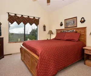Photo 5 - Seven Springs 3 Bedrooms Premium Condo by RedAwning - Save 10% on 3 Nights, 15% on 5 Nights!