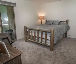 Photo 4 - Seven Springs 2 Bedroom Premium Condo, Pet Friendly! by RedAwning - Save 10% on 3 Nights, 15% on 5 Nights!