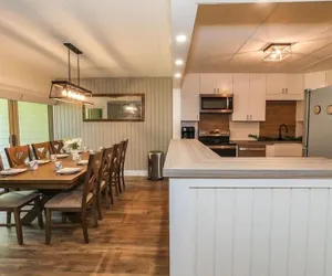 Photo 5 - Seven Springs 2 Bedroom Premium Condo, Pet Friendly! by RedAwning - Save 10% on 3 Nights, 15% on 5 Nights!