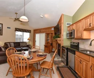 Photo 5 - Seven Springs 1 Bedroom Premium Condo, Ski In/Ski Out by RedAwning - Save 10% on 3 Nights, 15% on 5 Nights!