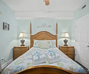 Photo 5 - Luxurious Ocean Villa Resort - Gulf Front Paradise With Views!