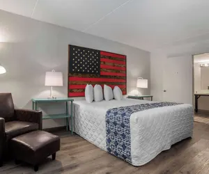 Photo 5 - Super 8 by Wyndham Daleville/Fort Novosel