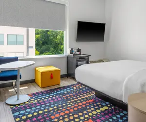 Photo 3 - Aloft Nashville Airport