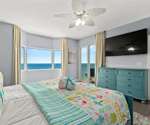 Photo 2 - Tidewater Beach Luxury Penthouse With Resort Amenities and a View!