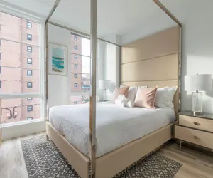 Photo 2 - Sun-drenched 3BR Loft With Outdoor Space Near NYC