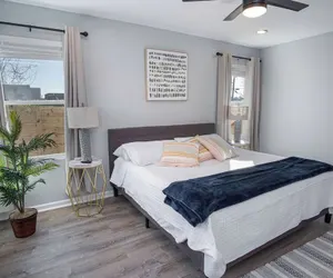 Photo 5 - Adorable 4BR 2BA Close to Riverwalk and Downtown