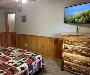 Photo 5 - Er27- Bear Naked - Great Location- Close To Town 2 Bedroom Cabin by RedAwning