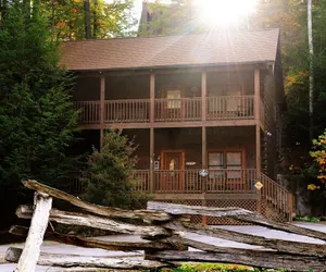 Photo 2 - Er202 - Now And Forever Great Location! - Close To Town! 4 Bedroom Cabin by RedAwning