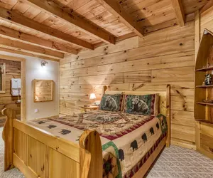 Photo 5 - Er50 - Creekside - Great Location. Close To All The Action! 2 Bedroom Cabin by RedAwning