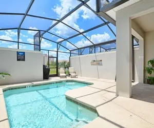 Photo 2 - Modern Decor, Waterview W/splashpool, Bbq-1636str 4 Bedroom Townhouse by RedAwning