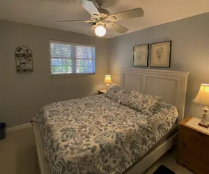 Photo 2 - Kisses Cottage 4 Bedroom Home