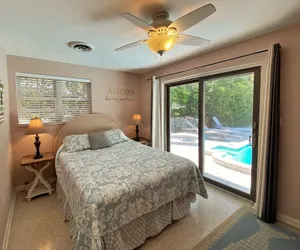 Photo 5 - Kisses Cottage 4 Bedroom Home
