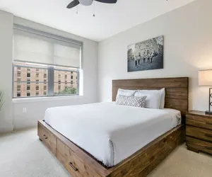 Photo 4 - Elegant 2BR condo Walk to French Quarter