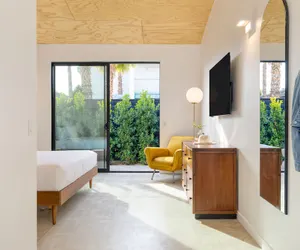 Photo 5 - Blackhaus Suites by AvantStay – Modern Comfort in Downtown Palm Springs