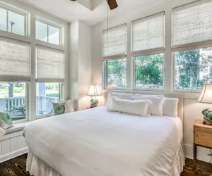 Photo 5 - Beautiful Home Close To The Sandhill Pool In Watercolor 5br/4.5bth 4 Bedroom Home by RedAwning