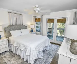 Photo 3 - Short Distance To The White Sandy Beaches, Rendezvous Main House + Carriage In Seaside 4 Bedroom Home by RedAwning