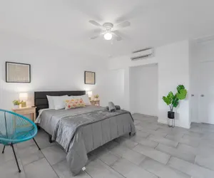 Photo 4 - Fabulous Studio 15 min from The Beach