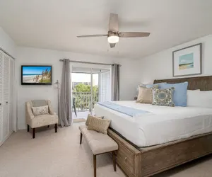 Photo 2 - Royal Pelican - New Listing - 4511 Bay Beach Ln 2 Bedroom Condo by RedAwning