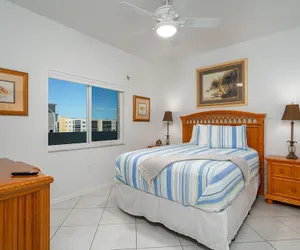 Photo 5 - Casa Marina 654 - 4321 Bay Beach Lane 2 Bedroom Condo by RedAwning
