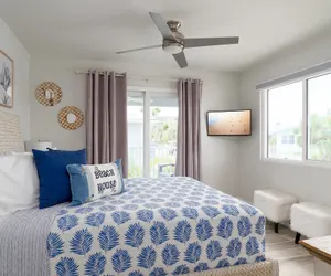 Photo 5 - Welcome To Ostego Beach Vacation Rental - 253 Ostego 4 Bedroom Home by RedAwning