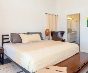 Photo 5 - Las Alas Del Sol- A Desert Architectural Gem 2 Bedroom Home by RedAwning