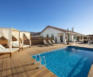 Photo 2 - Rancho Nopales Jt - Pool, Hot Tub, Hammocks, Fast Wifi + Views! 4 Bedroom Home by RedAwning