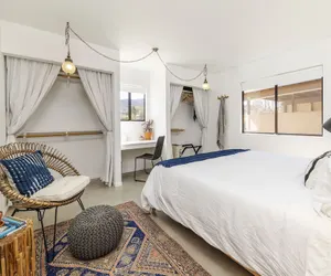 Photo 3 - Twilight Terrace - Relax In Style 2 Bedroom Home by RedAwning