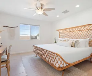 Photo 3 - Golden Desert Ranch - Hot Tub, Fire Pit And Bbq! 3 Bedroom Home by RedAwning