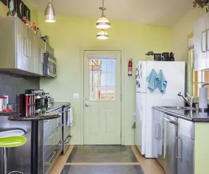 Photo 5 - Martian Rose - Out Of This World Stargazing Cabin 2 Bedroom Home by RedAwning