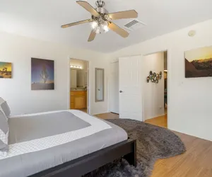 Photo 3 - Colorful Cactus - Hot Tub, Bbq And Fire Pit! 4 Bedroom Home by RedAwning