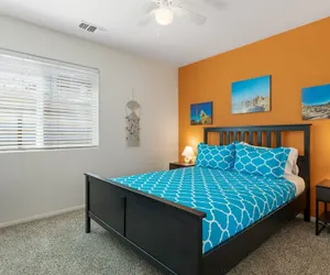 Photo 4 - Colorful Cactus - Hot Tub, Bbq And Fire Pit! 4 Bedroom Home by RedAwning