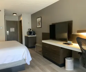 Photo 3 - Crowne Plaza Nashville Airport by IHG