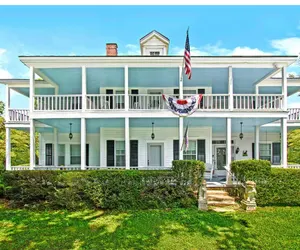 Photo 2 - The Sautee Inn Bed & Breakfast