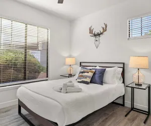 Photo 4 - Cozy Suites Glendale