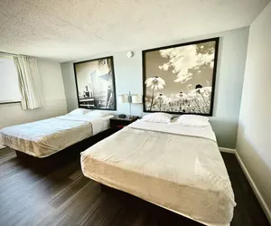 Photo 5 - Hotel 8