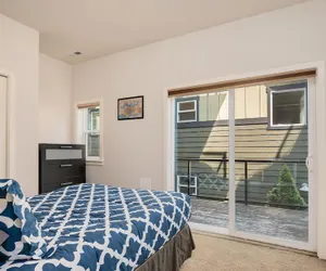 Photo 3 - Seattle Vacation Home - The Port