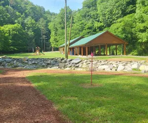 Photo 2 - Spring Creek Cottage 1 Bedroom Chalet by RedAwning